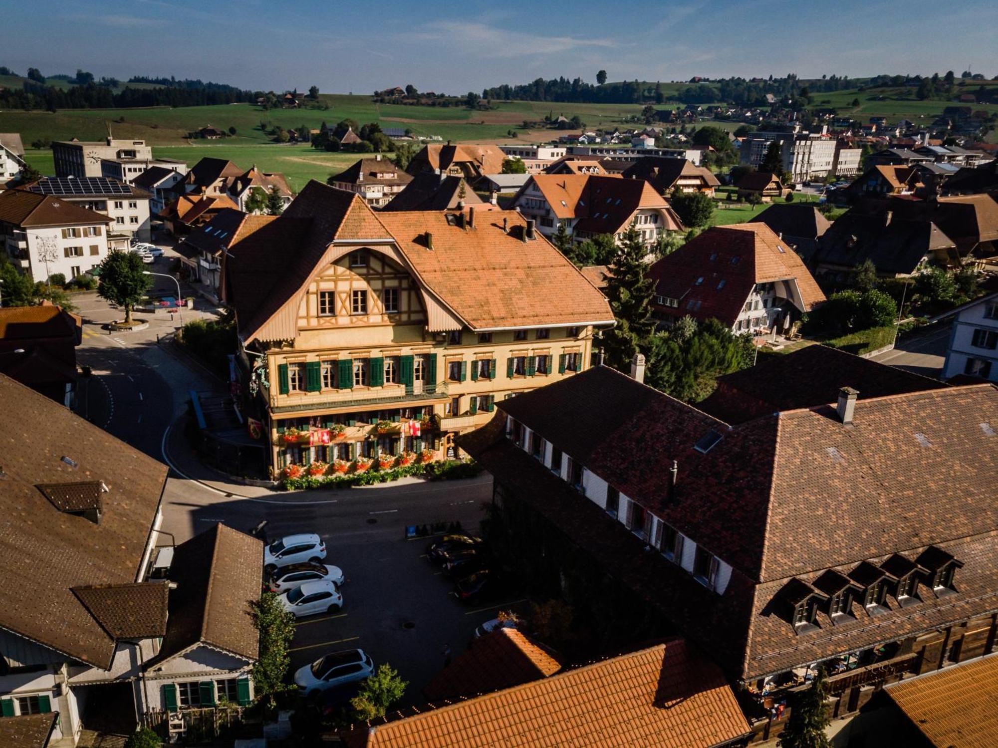 Hotel Baeren Sumiswald Extérieur photo